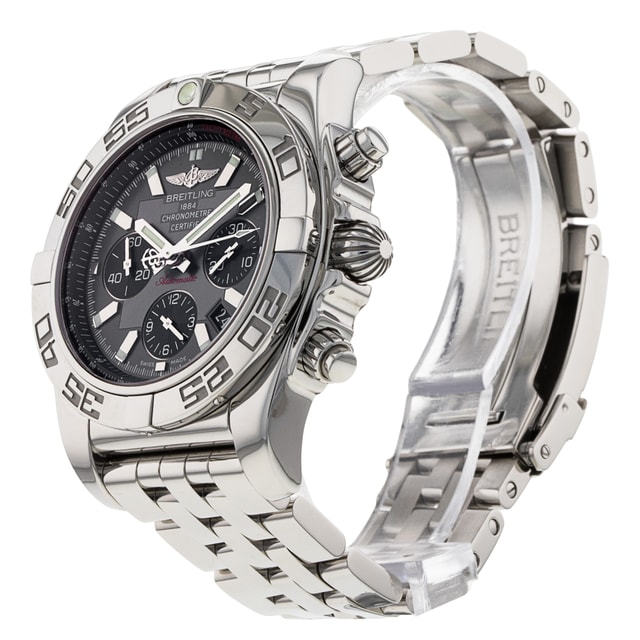 Breitling Chronomat 44 AB0110 Image 2